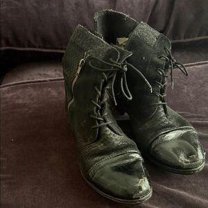 Elegant Black Lace-Up Ankle Booties